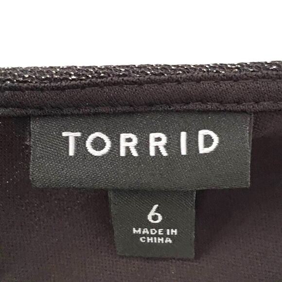 Torrid Black Glitter Lurex Flutter Sleeve Surplice Wrap Romper Plus Size 6 - Picture 11 of 13